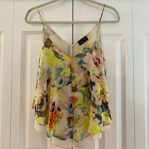 ASTR The Label - 💛 NEON Splash Floral Tank - Picture 6 of 8